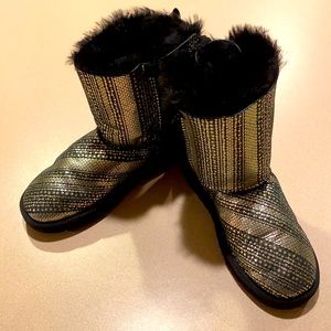 UGG Girls Black Ana Silver Boots